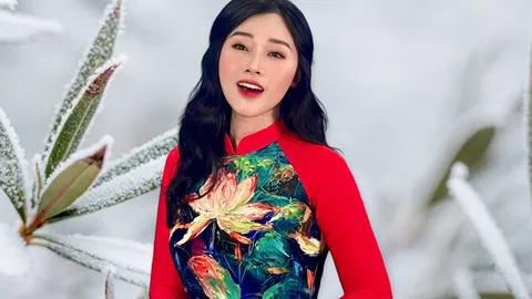 NSƯT Hương Giang: Nữ ca sĩ quân nhân tâm huyết với ca khúc “Lời Bác dặn trước lúc đi xa”