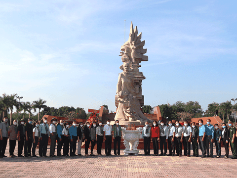 Về Tân An thăm những công trình văn hóa, di tích lịch sử