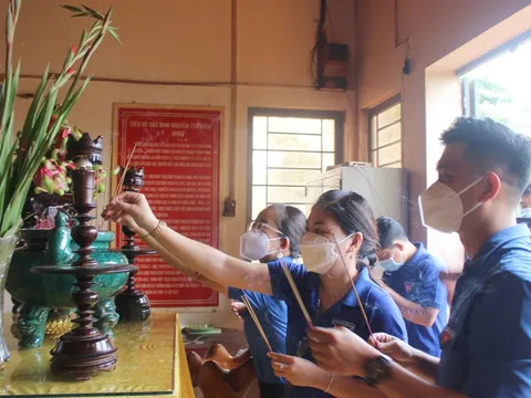 Đến Long An thăm đền thờ Đốc binh Nguyễn Tấn Kiều