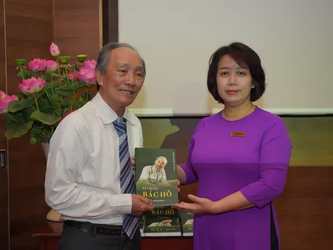 HỒ SƠ DỰ THI GIẢI THƯỞNG THÔNG TIN ĐỐI NGOẠI NĂM 2023 CỦA TÁC GIẢ TRẦN MẠNH THƯỜNG